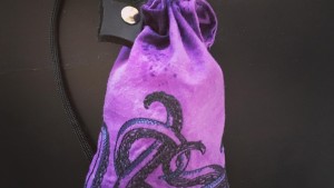 I made a little wizard dice bag for Kevin today :) he loves it